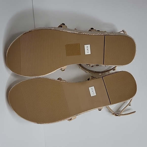 NWOT Espadrille Platform Sandals Tan with Gold Tone Studding - Picture 3 of 4